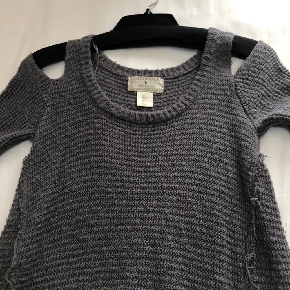 Grey sweater